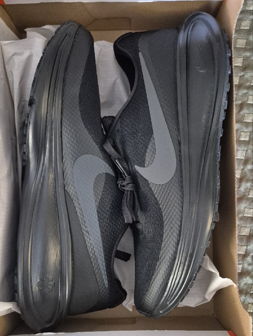 Nike Black Athletic Sneaker with Gray Swoosh - Picture 5 of 10
